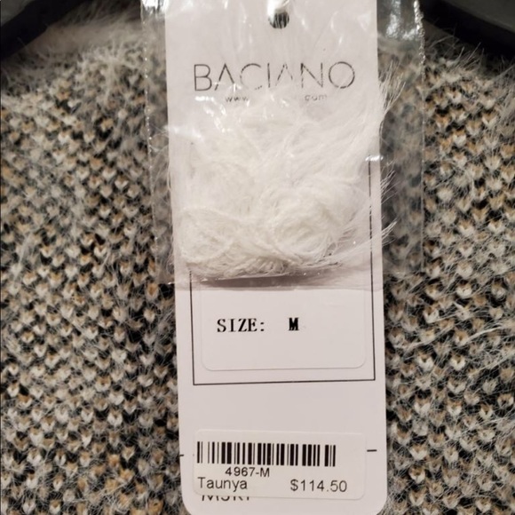 Sweater - Picture 3 of 4